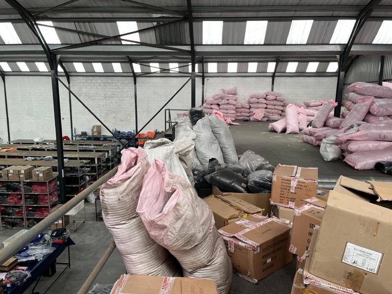 To Let commercial Property for Rent in Maitland Western Cape